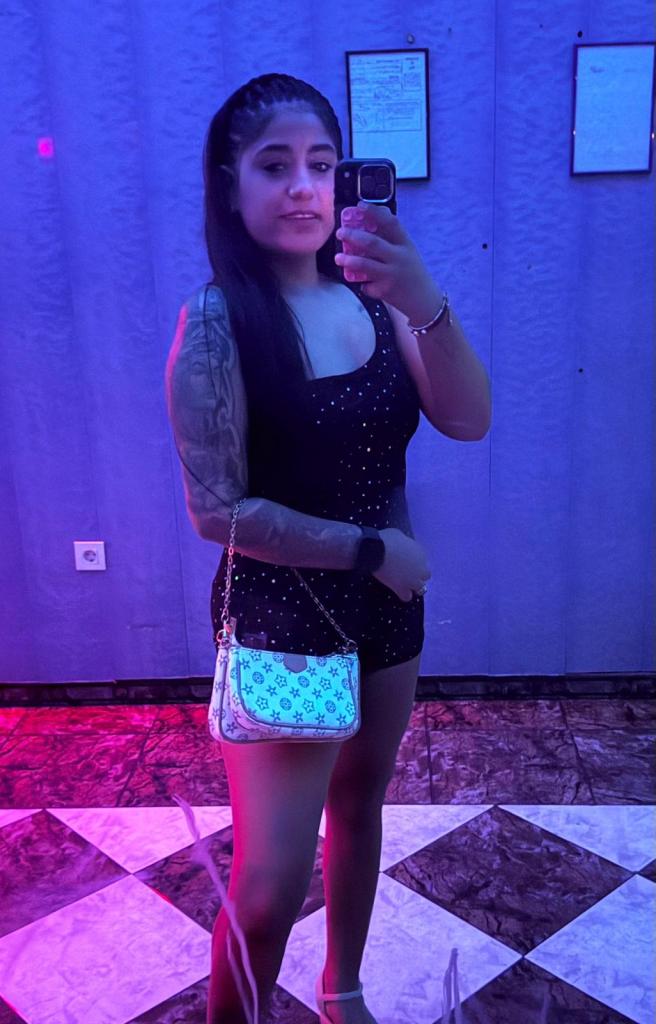 Chica busca chico en Murcia: 