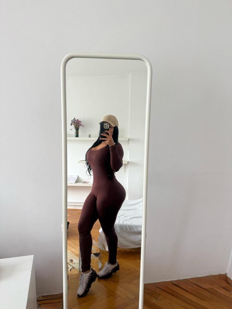 658727040: Chica busca chico en Tenerife