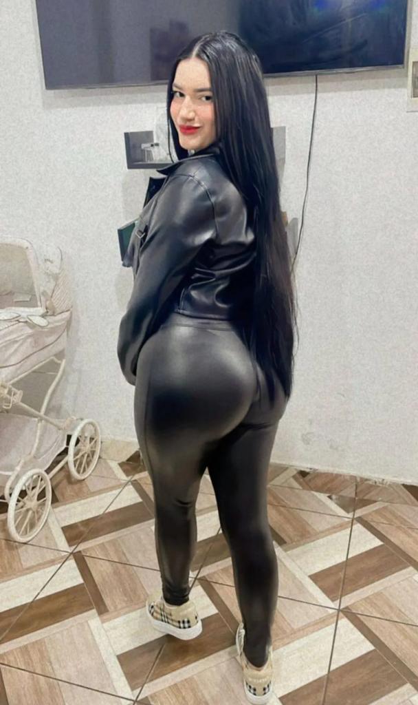 633112955: Chica busca chico en Asturias