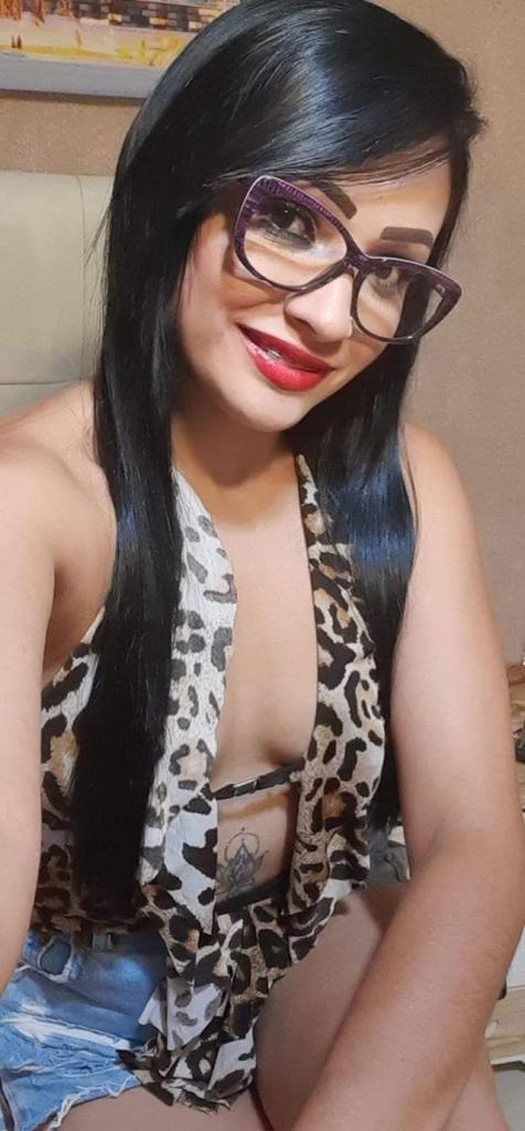 642731226: Chica busca chico en Sevilla