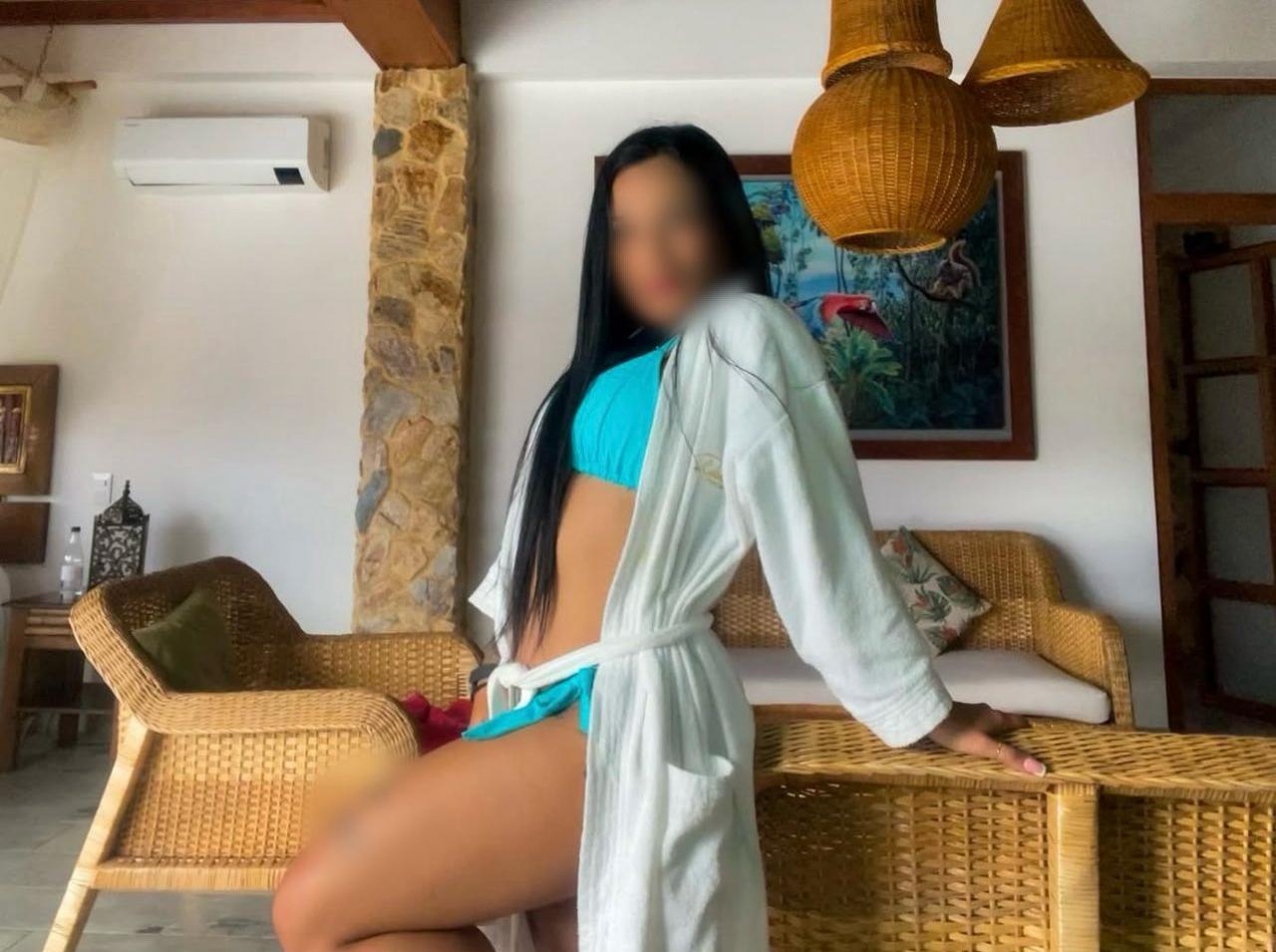 614968063: Chica busca chico en Murcia