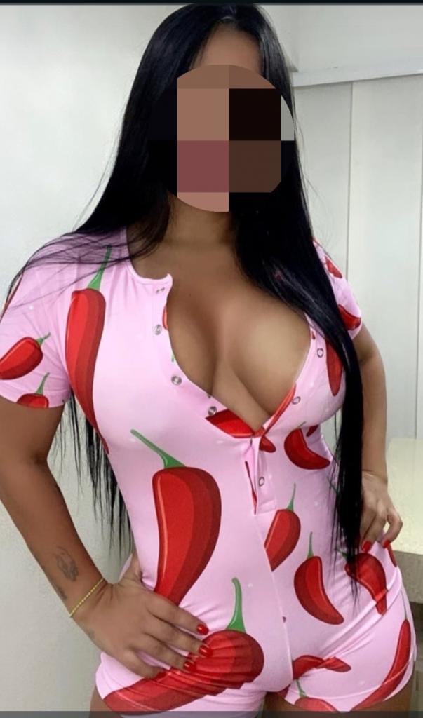 672542531: Chica busca chico en Gerona