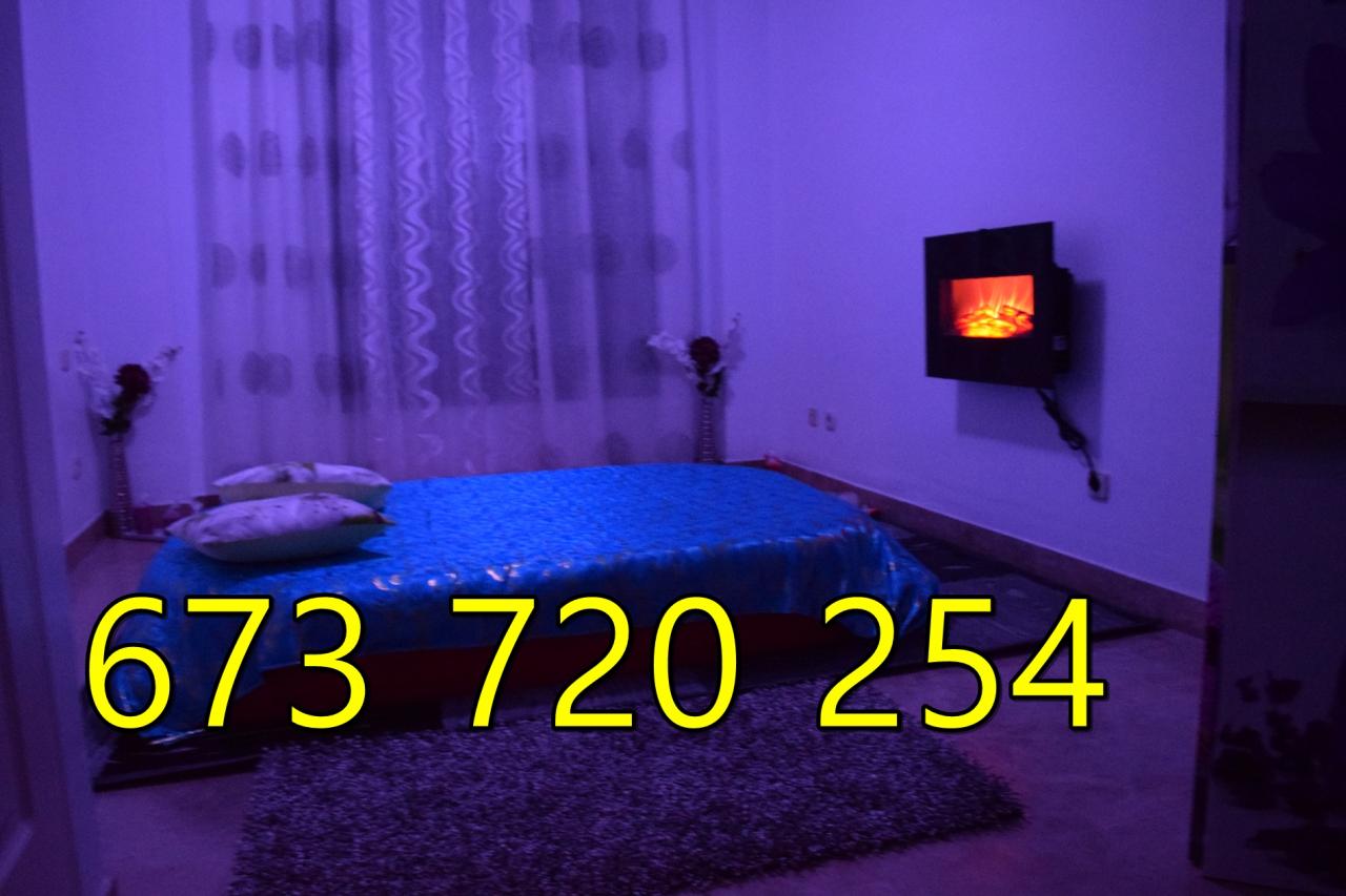 673720254: Chica busca chico en Lérida