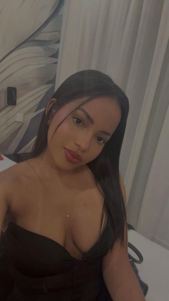 653221545: Chica busca chico en Salamanca