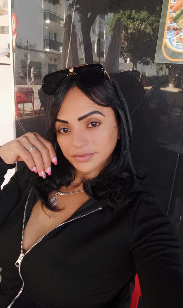 613832742: Travesti en Gerona