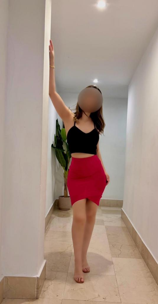 604190261: Chica busca chico en La Coruña