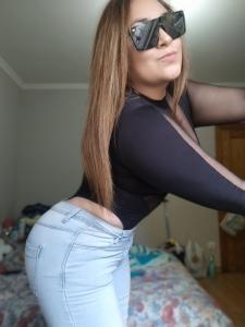 614719160: Chica busca chico en Cantabria