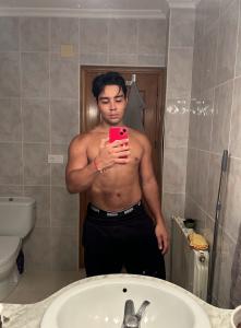 645368094: Chico busca chica en Madrid