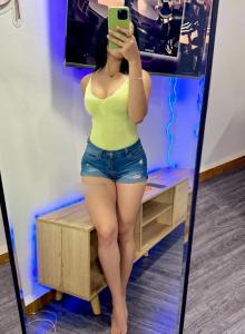 697965886: Chica busca chico en Tarragona