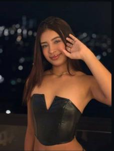 613378327: Chica busca chico en Málaga