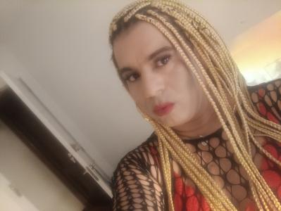 610413791: Chica busca chico en Madrid