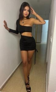 652220018: Chica busca chico en Barcelona