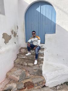 672588241: Chico busca chica en Sevilla