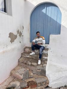 672588241: Chico busca chica en Sevilla