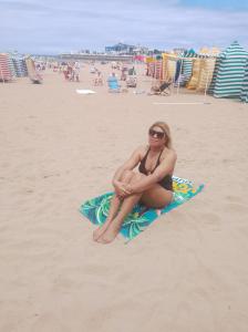 632287015: Chica busca chico en Cantabria