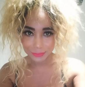 641704875: Transexual en Albacete