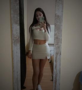 643189591: Chica busca chico en Zaragoza