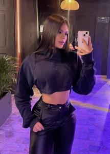 610638475: Chica busca chico en Cádiz