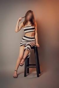 631284646: Chica busca chico en Barcelona