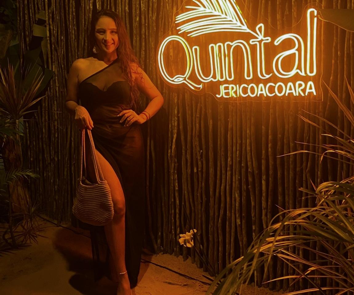 Chica busca chico en Granada: 