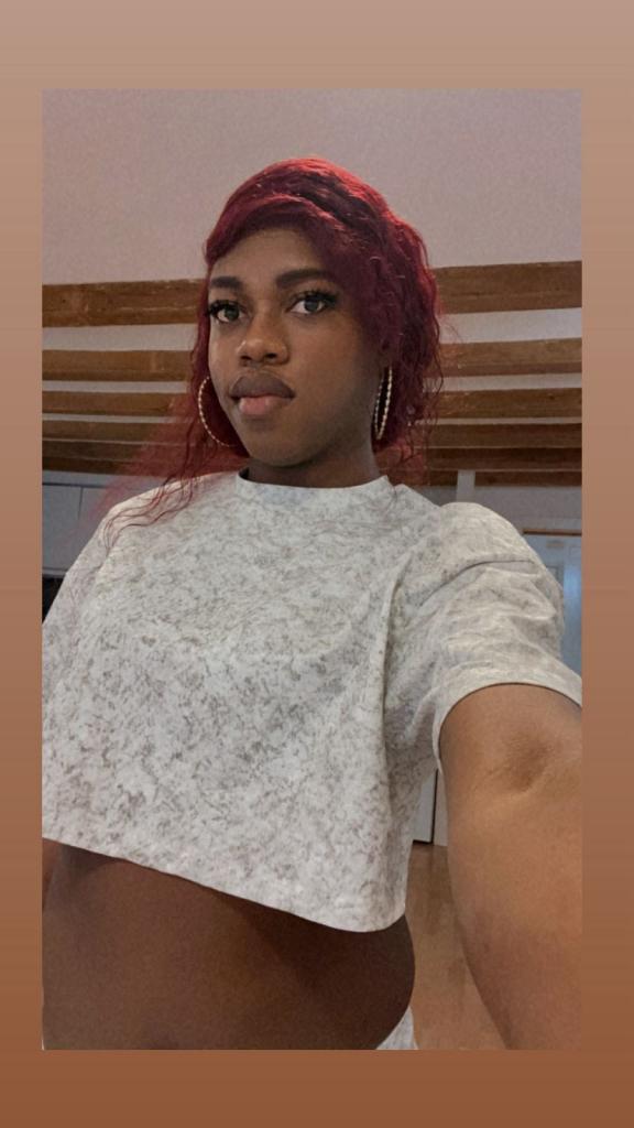 672699132: Transexual en Barcelona