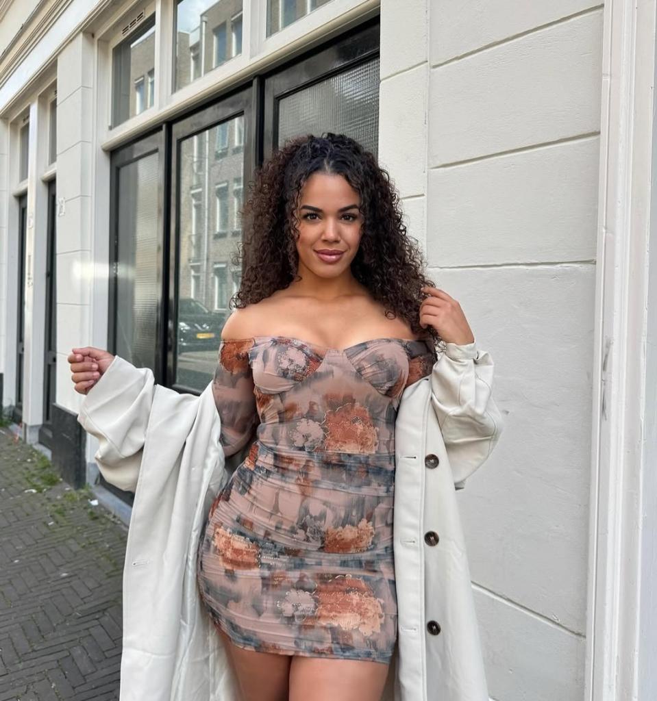 Chica busca chico en Granada: 