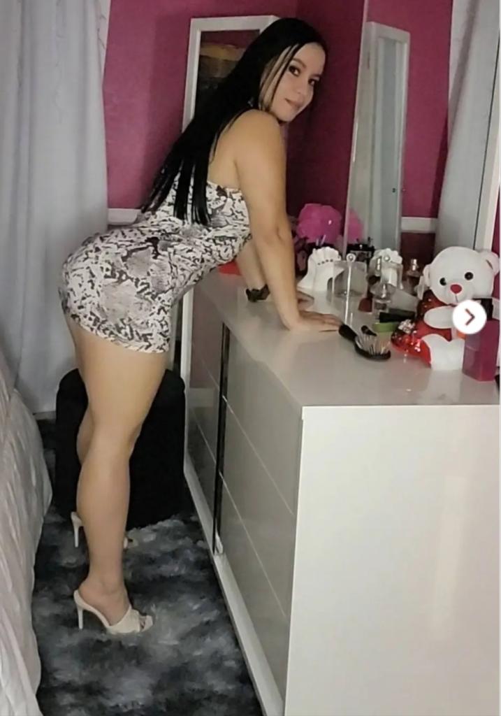 641652755: Chica busca chico en Lugo
