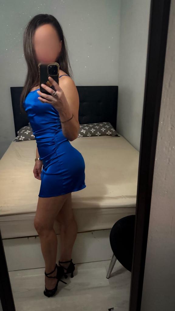 Chica busca chico en Sevilla: Chica busca chico