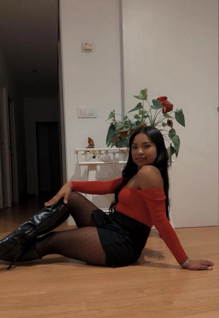 742031766: Chica busca chico en La Coruña