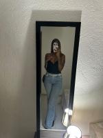 667364332: Chica busca chico en Barcelona