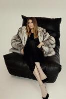 613204589: Chica busca chico en Barcelona