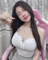 688113773: Chica busca chico en Madrid