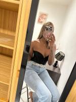 667364332: Chica busca chico en Barcelona