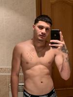 613648306: Chico busca chica en Barcelona