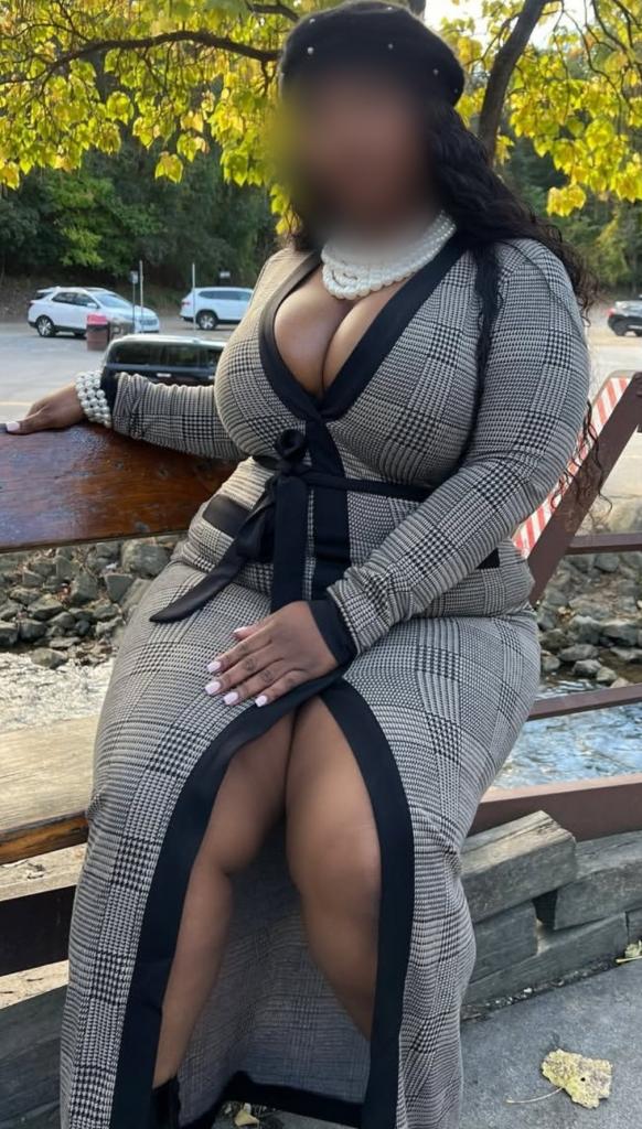 Chica busca chico en Huelva: 