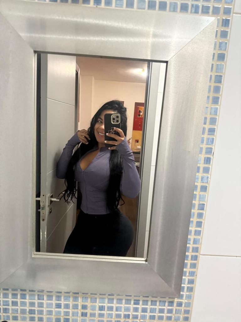 Chica busca chico en Tenerife: 