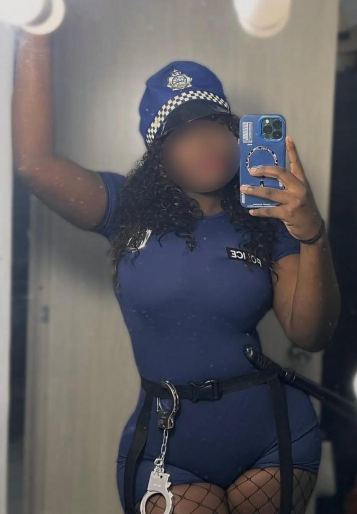 604206429: Chica busca chico en Tenerife