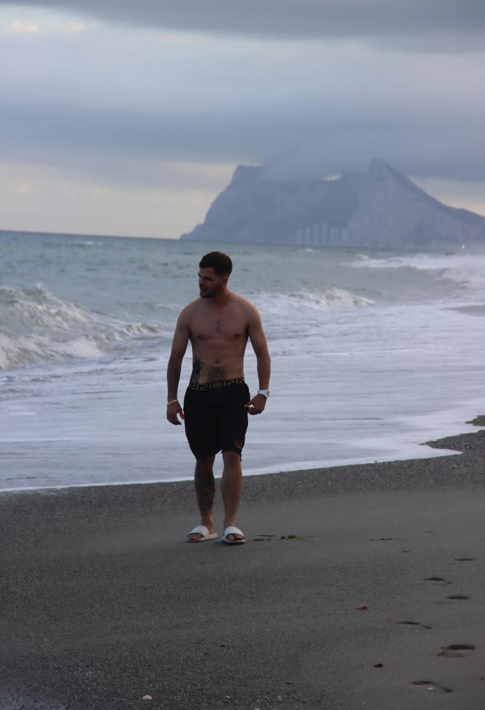 Chico busca chica en Barcelona: 