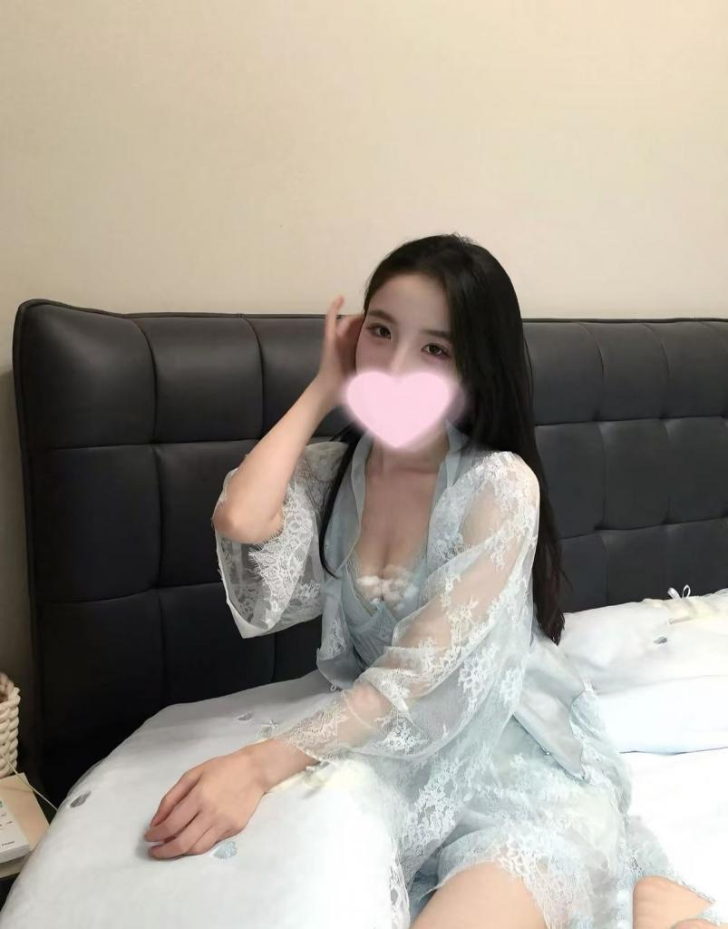 640088343: Chica busca chico en Madrid