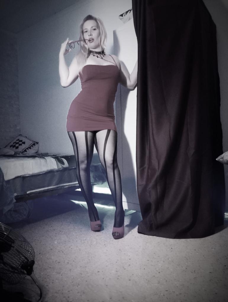 Chica busca chico en Alicante: 