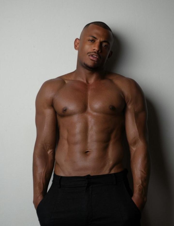 Chico busca chica en Mallorca: 