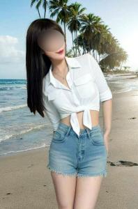 688001824: Chica busca chico en Barcelona