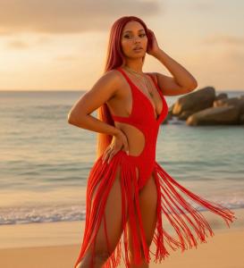 647721233: Chica busca chico en Murcia