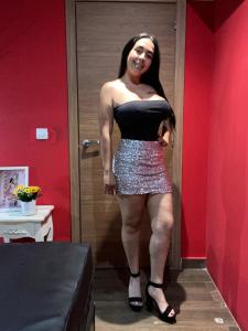 680726959: Chica busca chico en Madrid