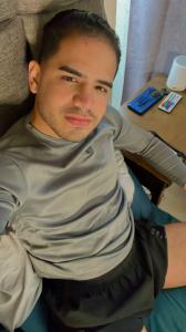 647802164: Chico busca chica en Valencia