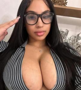 665356832: Chica busca chico en Alicante