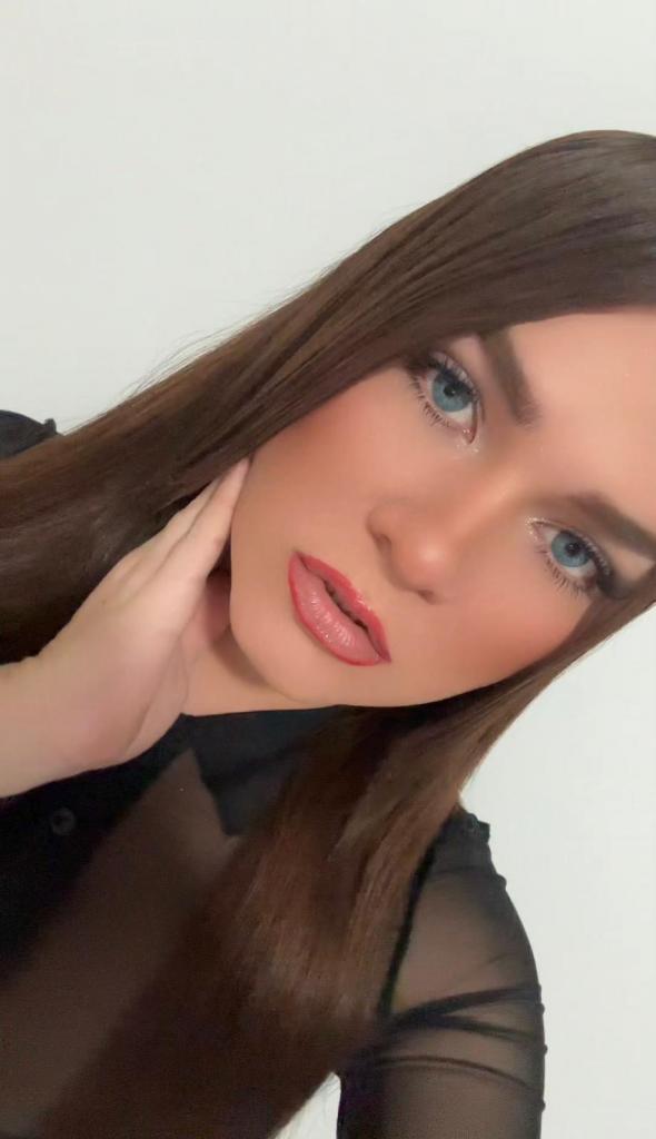 663604249: Travesti en Sevilla