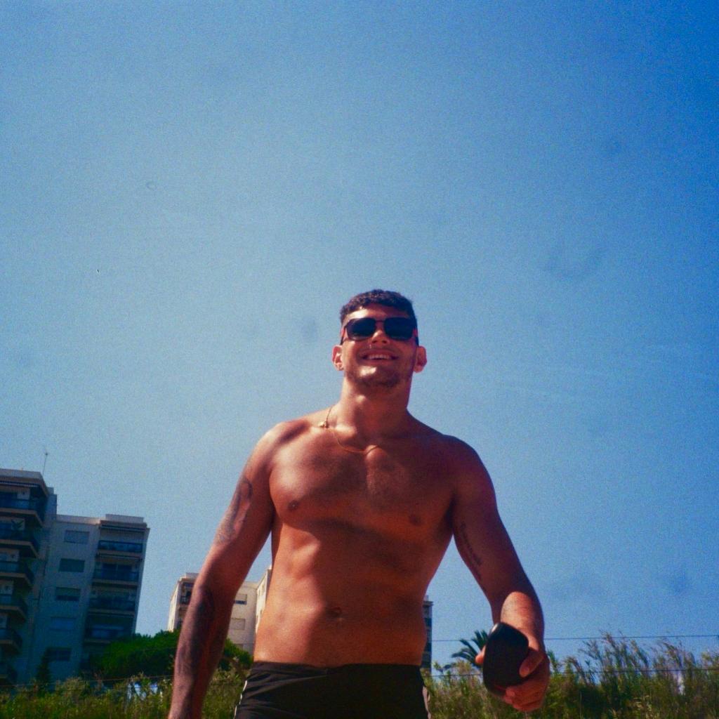 Chico busca chica en Barcelona: 