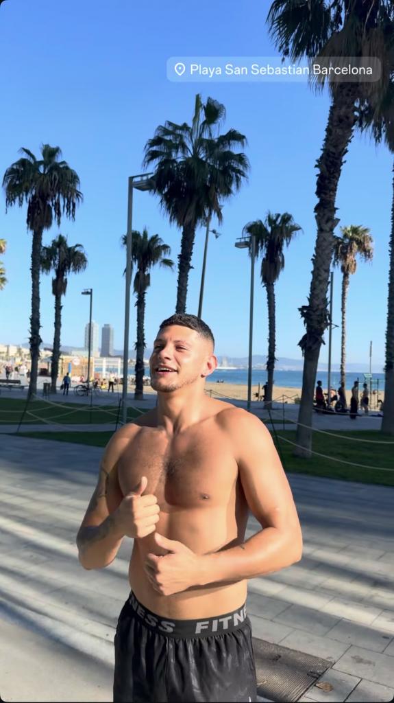 Chico busca chica en Barcelona: 