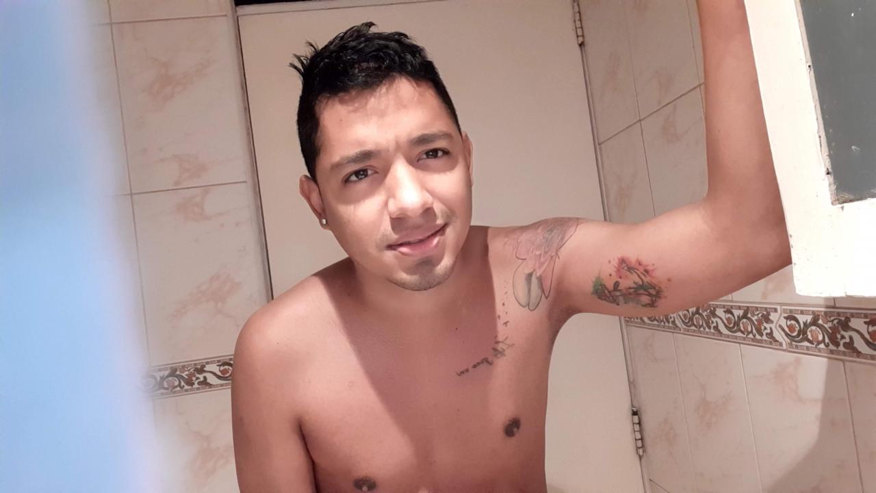 Chico busca chica en Sevilla: 